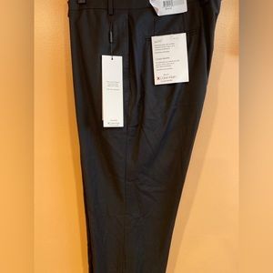 Calvin Klein Men’s Black Dress Pants slim fit, 38W x 32L.